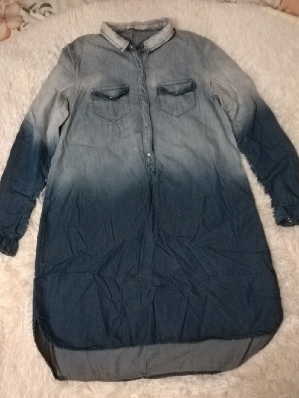 🎉HP🎉 JustFab Women's Ombré Blue Denim Shirt Dress - Picture 3 of 6